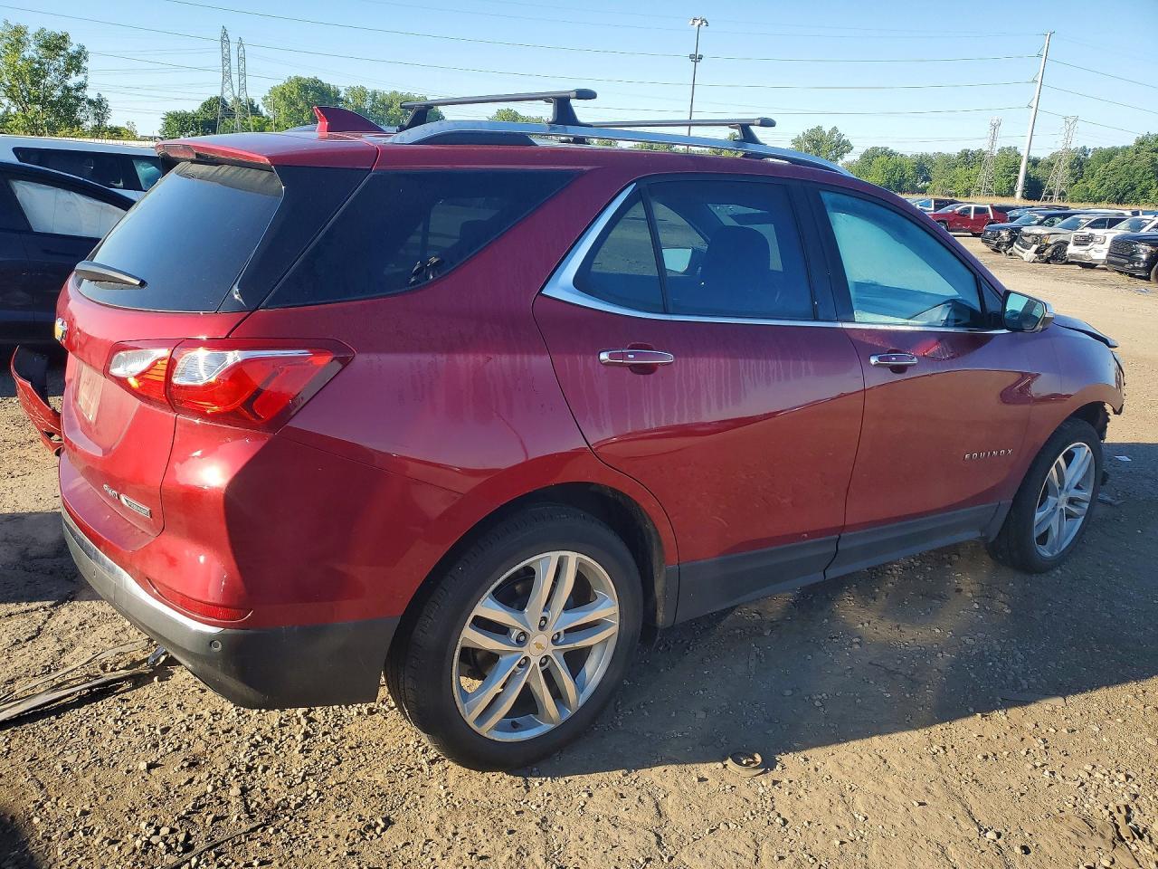 2018 Chevrolet Equinox Premier - Image 3