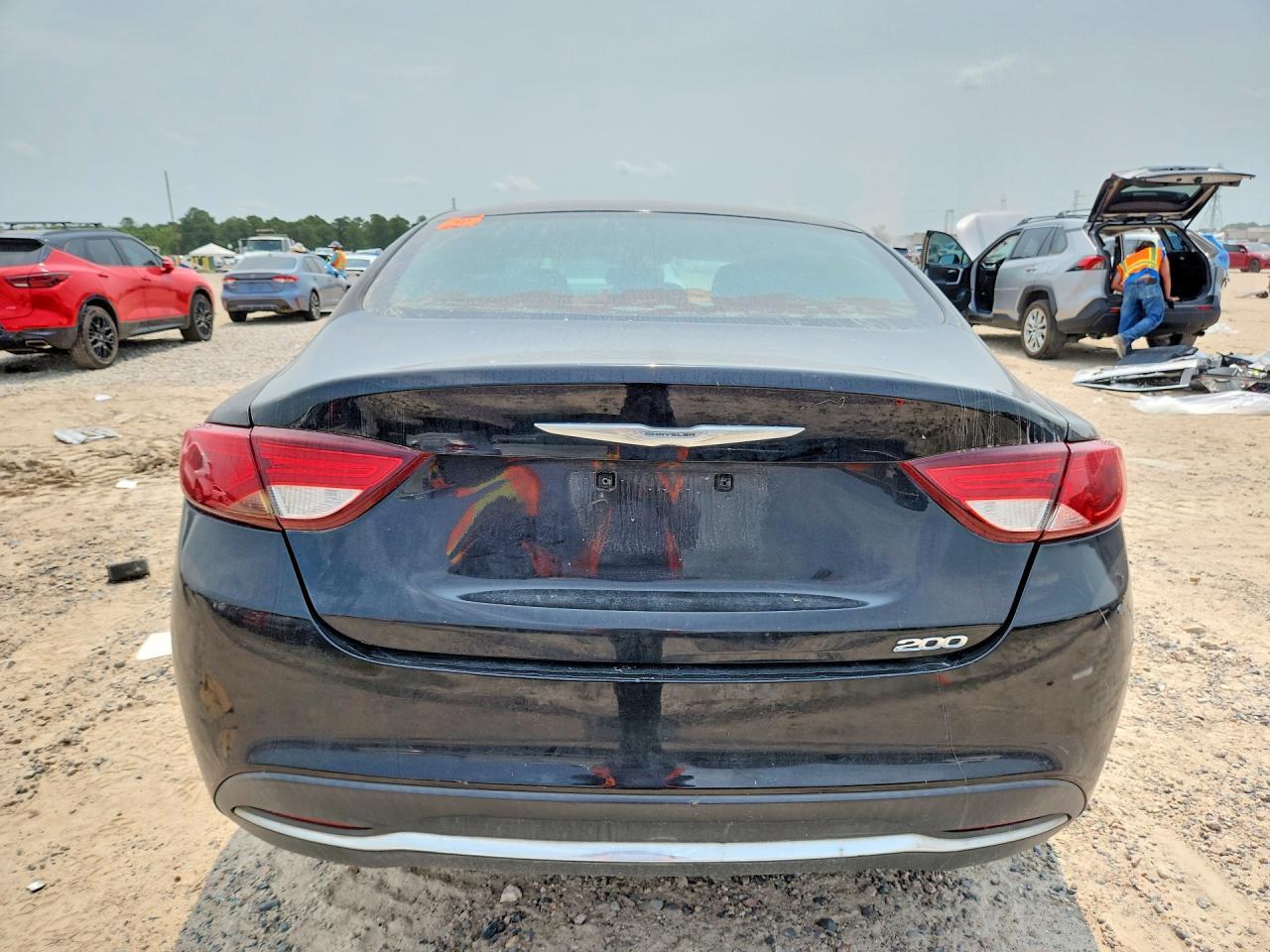 2015 Chrysler 200 Limited - Фото 6