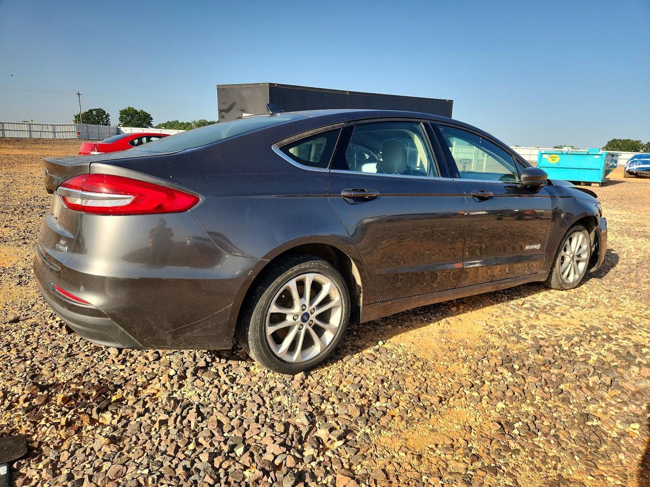 2019 Ford Fusion Se - Фото 3