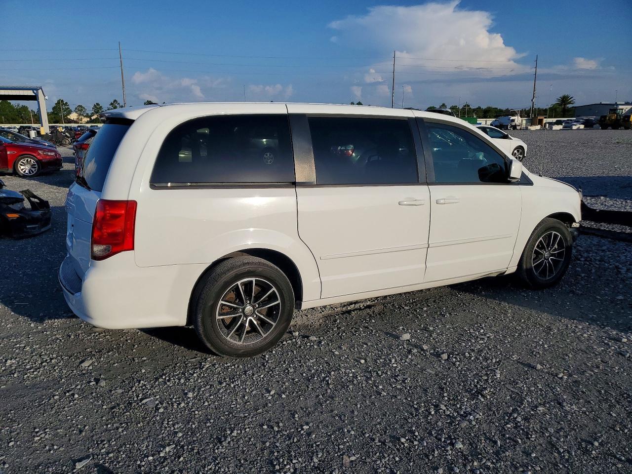2017 Dodge Grd Carava - Фото 3
