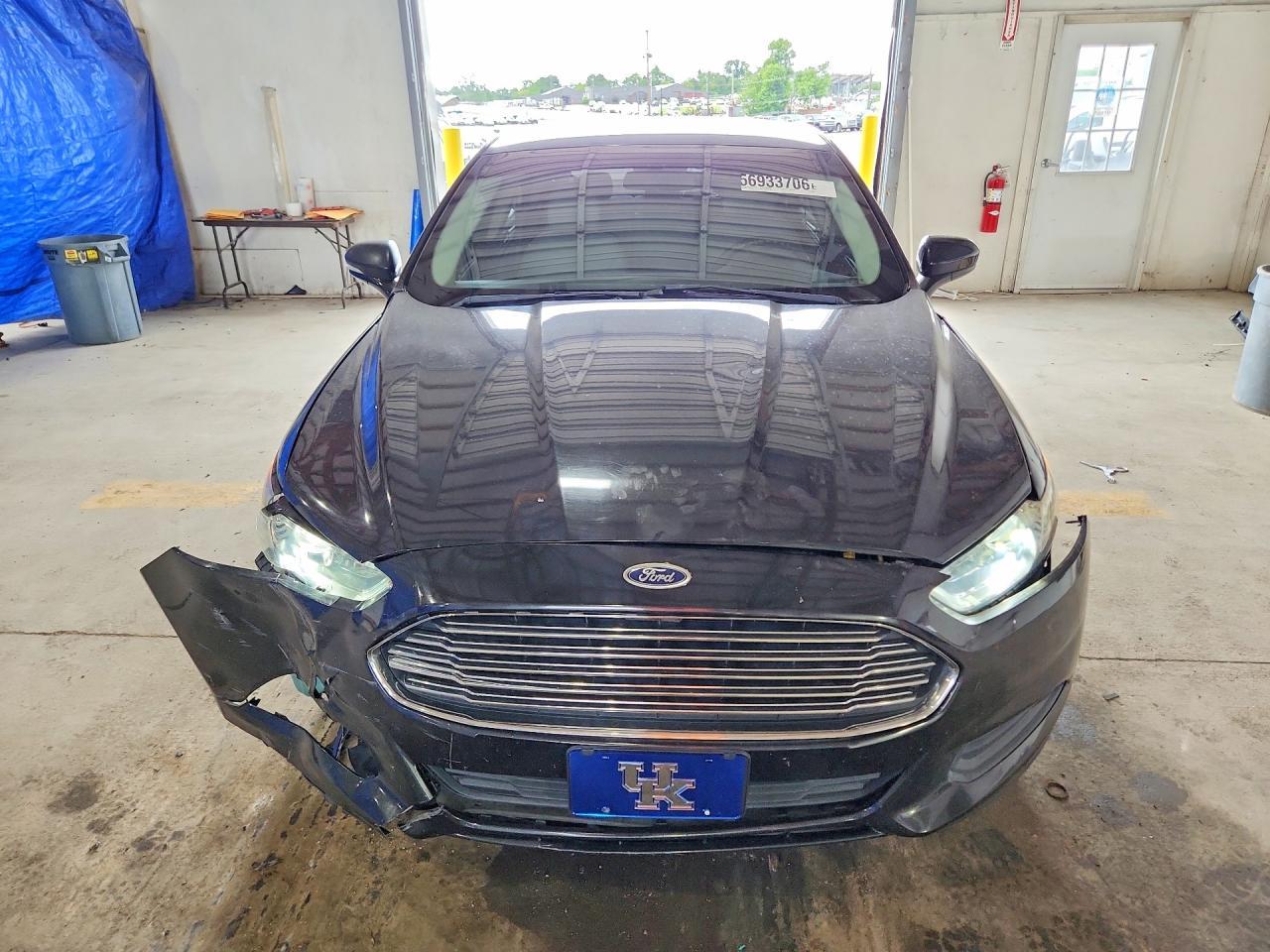 2015 Ford Fusion S - Фото 5