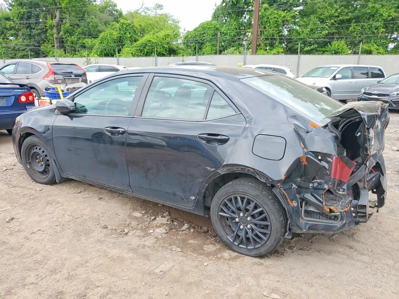 2016 Toyota Corolla Le - Фото 2