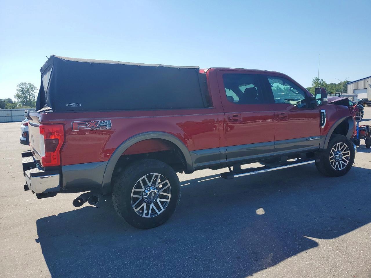 2019 Ford F250 Super Duty - Фото 3