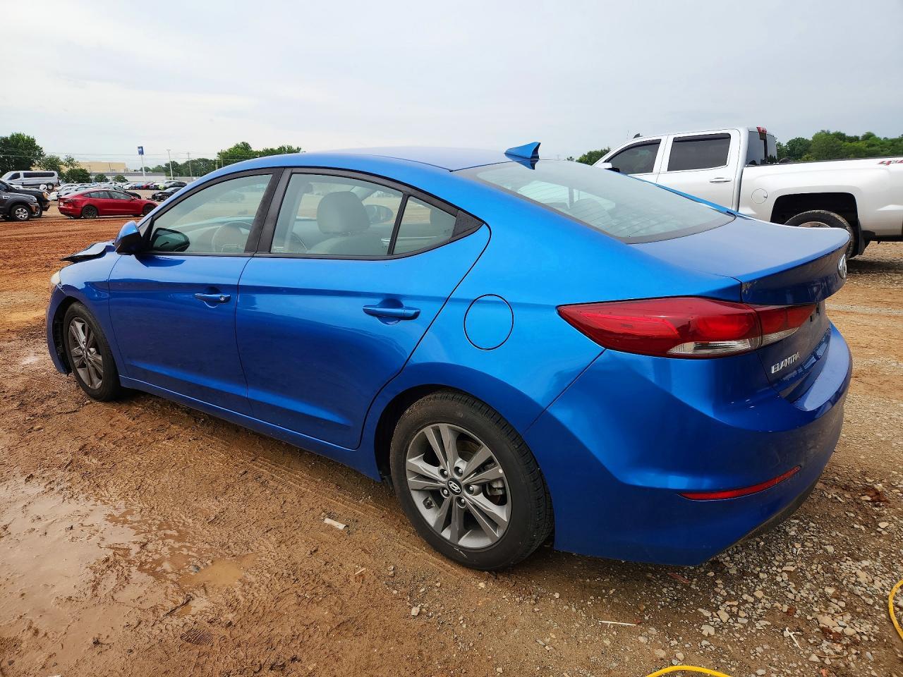 2018 Hyundai Elantra Sel - Фото 2