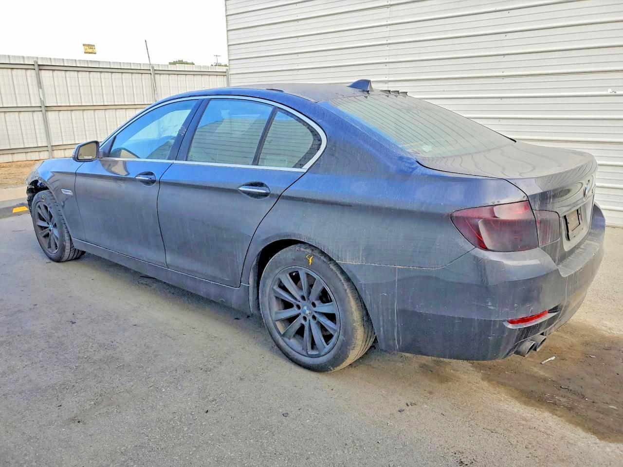 2015 BMW 528 I - Фото 2