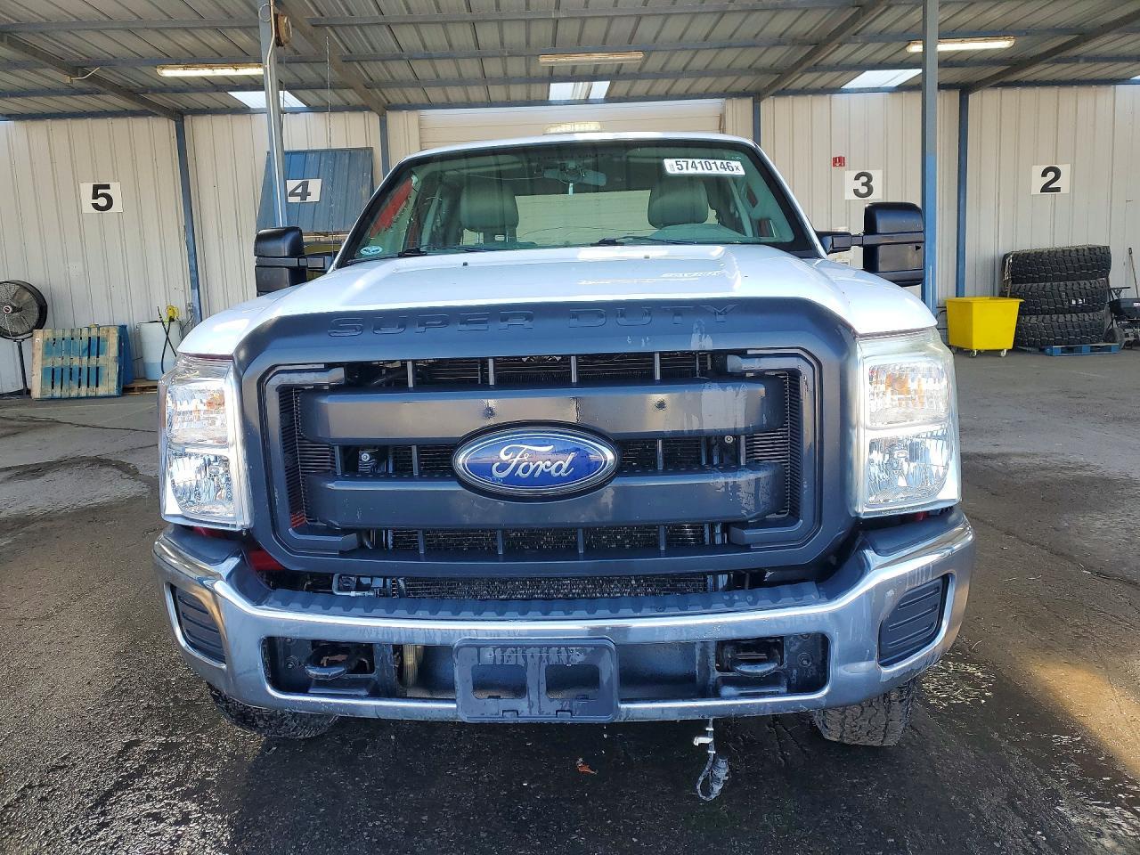 2015 Ford F250 Super Duty - Фото 5