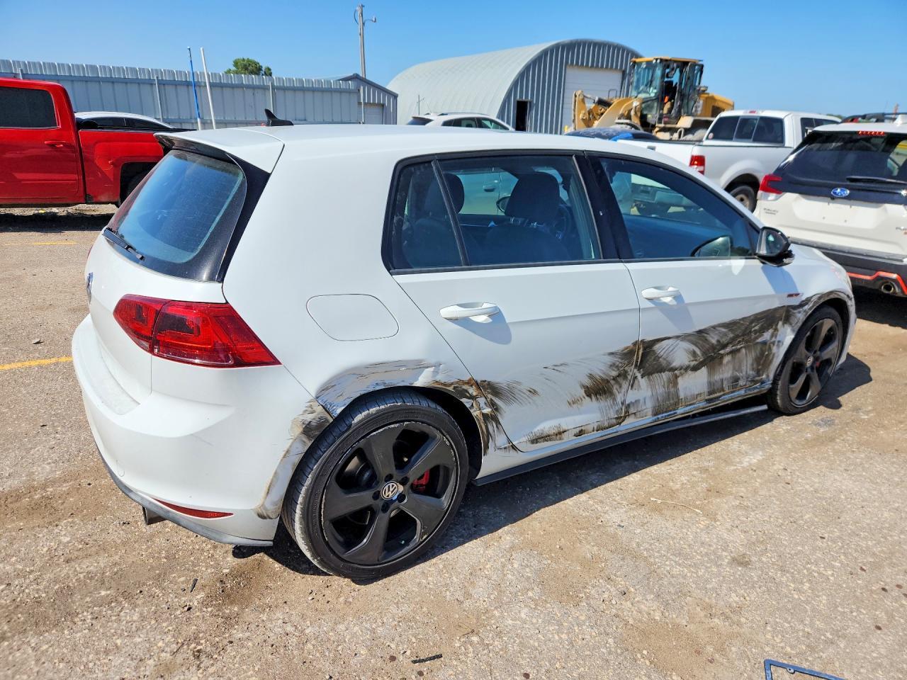 2015 Volkswagen Gti - Image 3