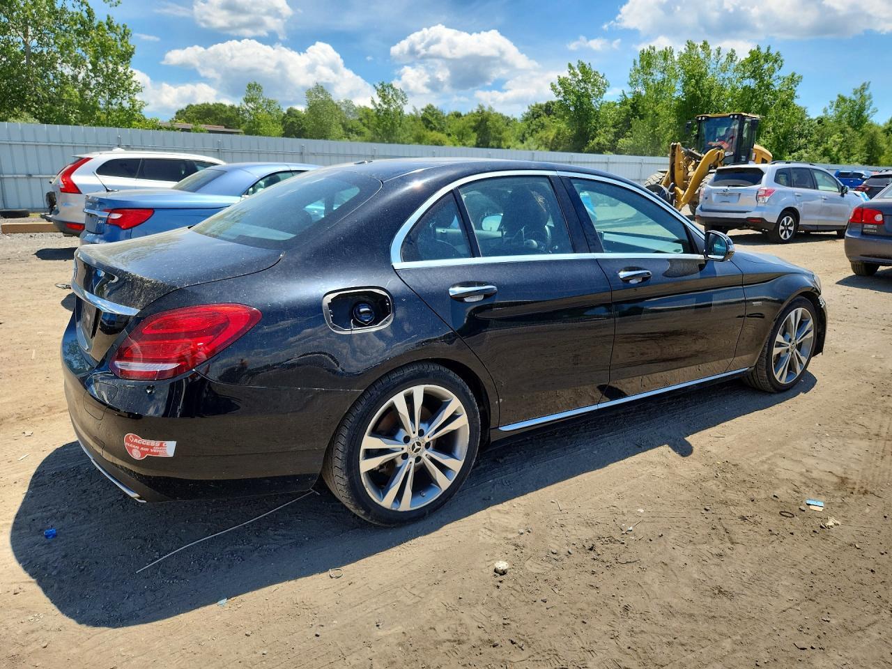 2018 Mercedes-Benz C 350E - Фото 3