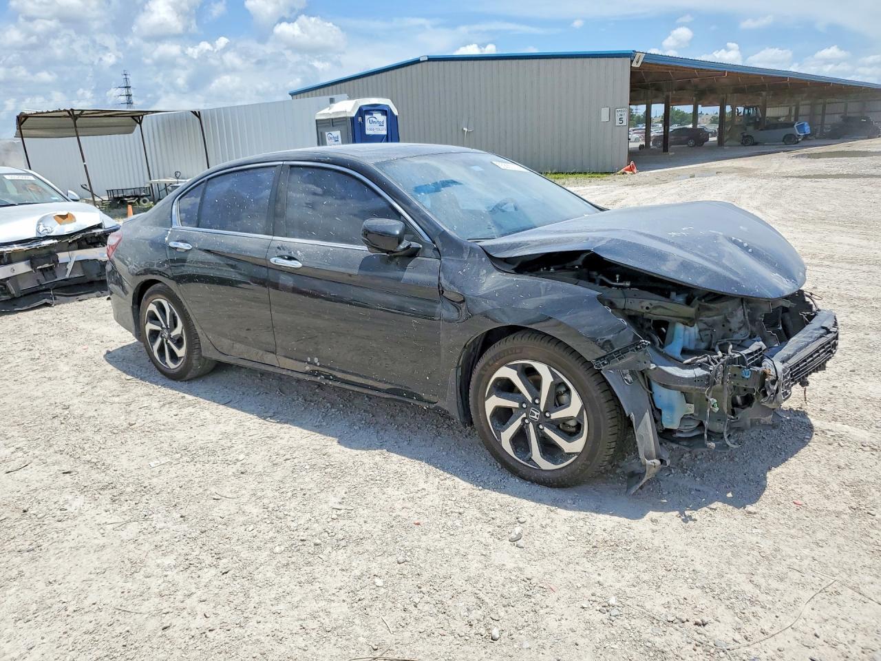 2016 Honda Accord Ex - Image 4
