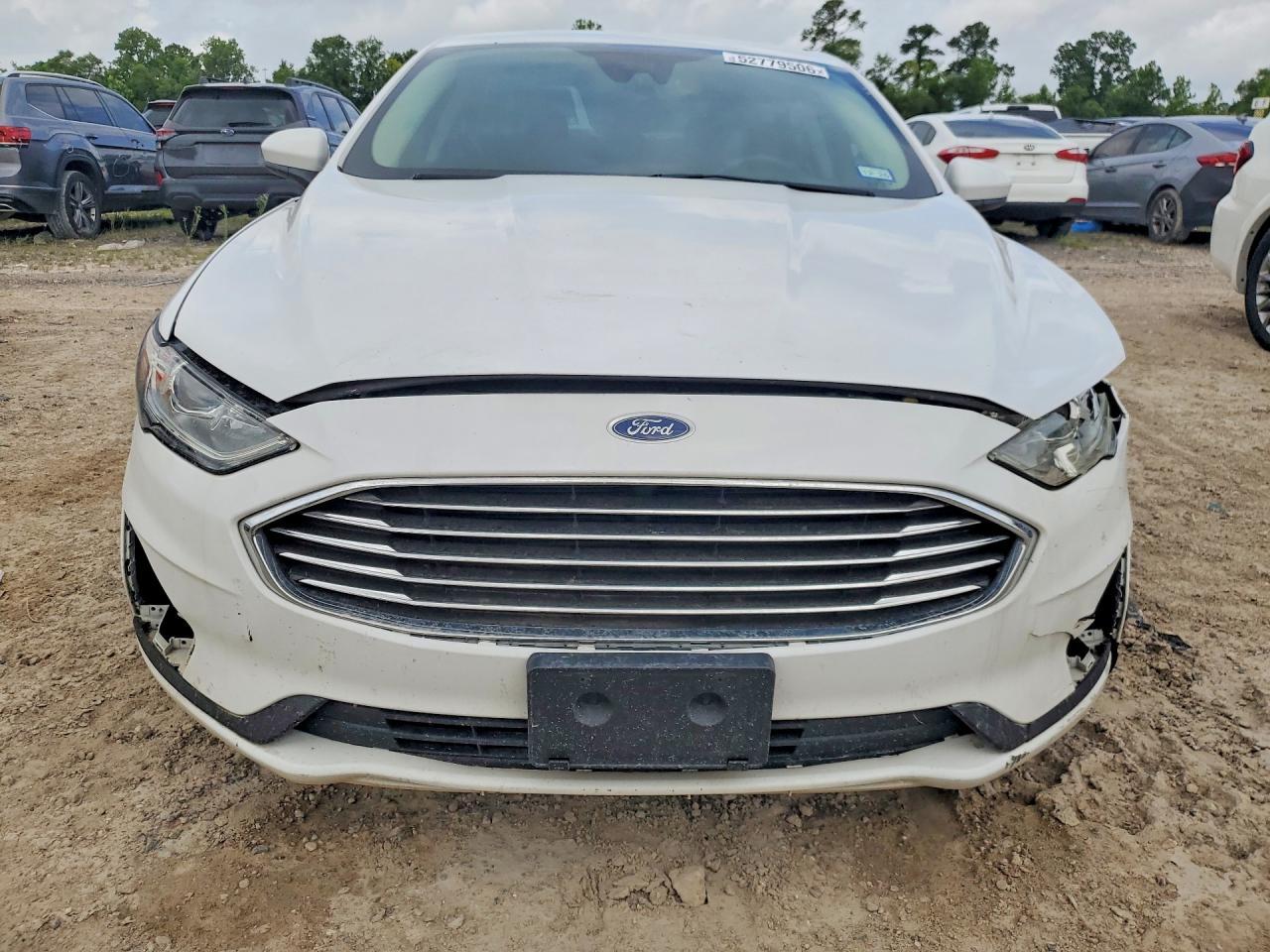 2020 Ford Fusion Se - Image 5
