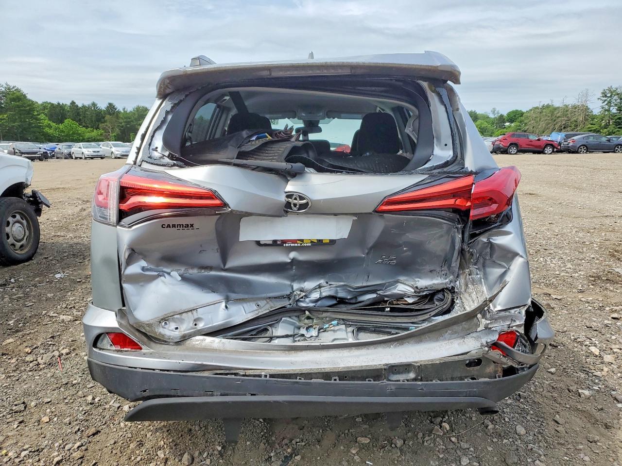 2017 Toyota Rav4 Le - Фото 6