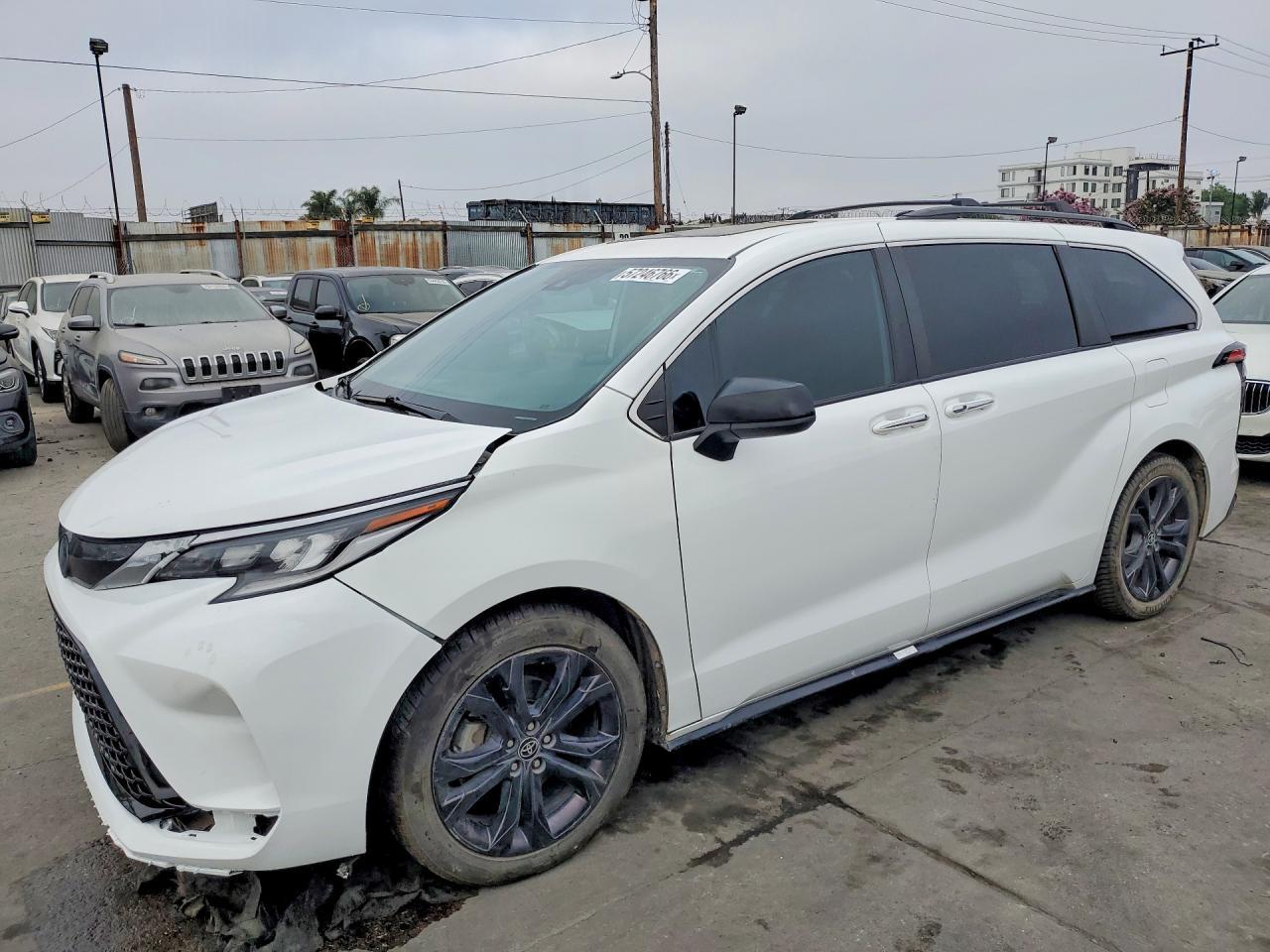2022 Toyota Sienna Xse 7-Passenger