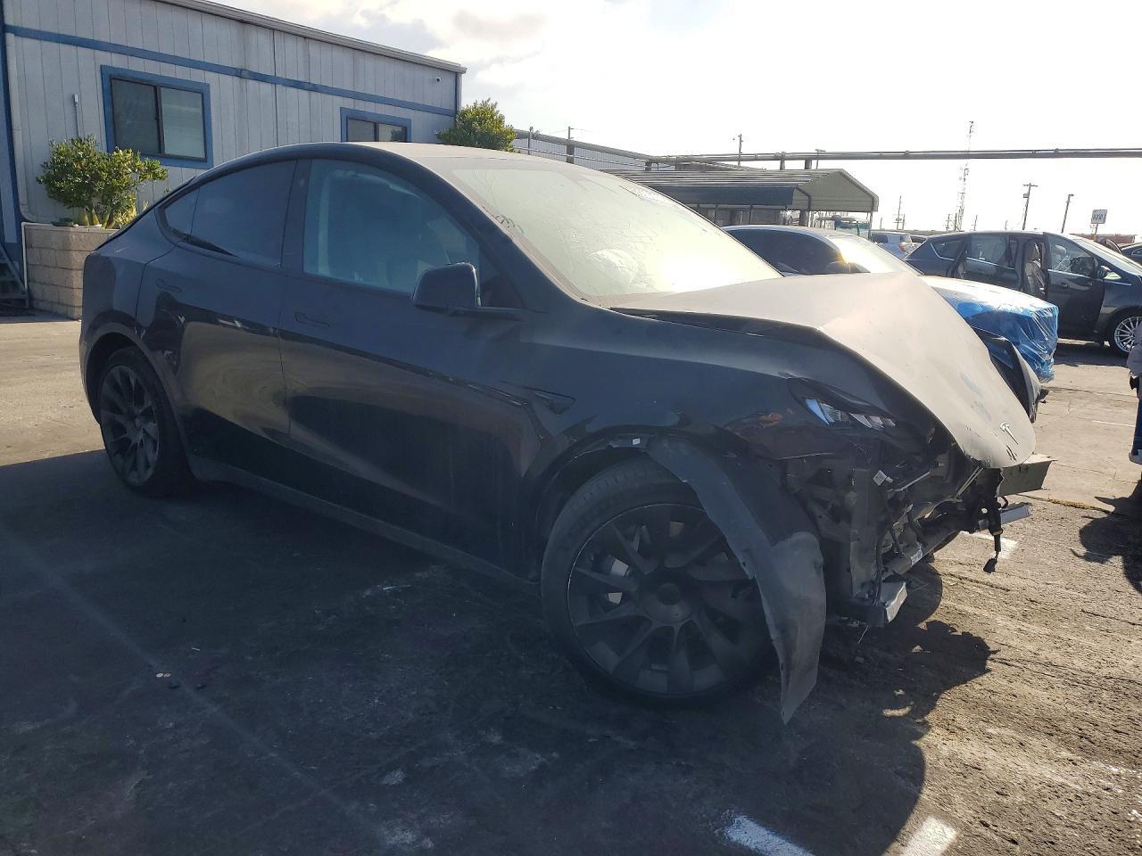 2022 Tesla Model Y - Фото 4