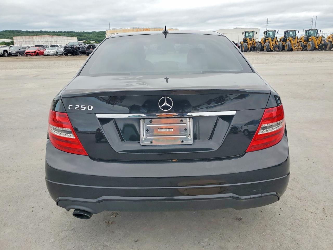 2012 Mercedes-Benz C 250 - Фото 6