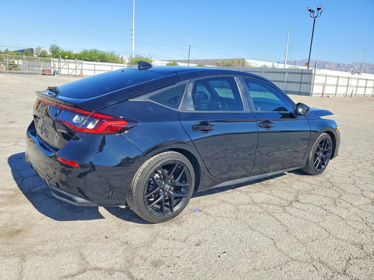 2023 Honda Civic Sport - Фото 3