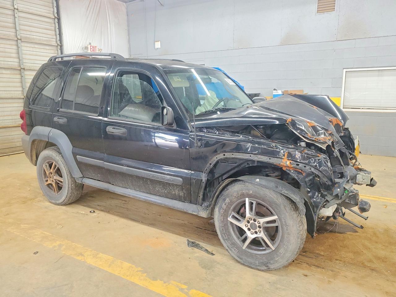 2006 Jeep Liberty Sport - Image 4
