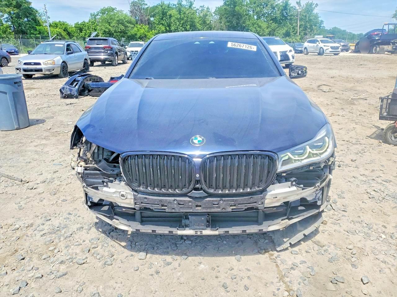 2016 BMW 750 I - Фото 5