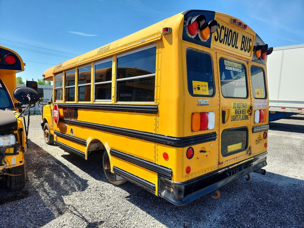 2012 Chevrolet Express G4 - School Bus - Фото 3