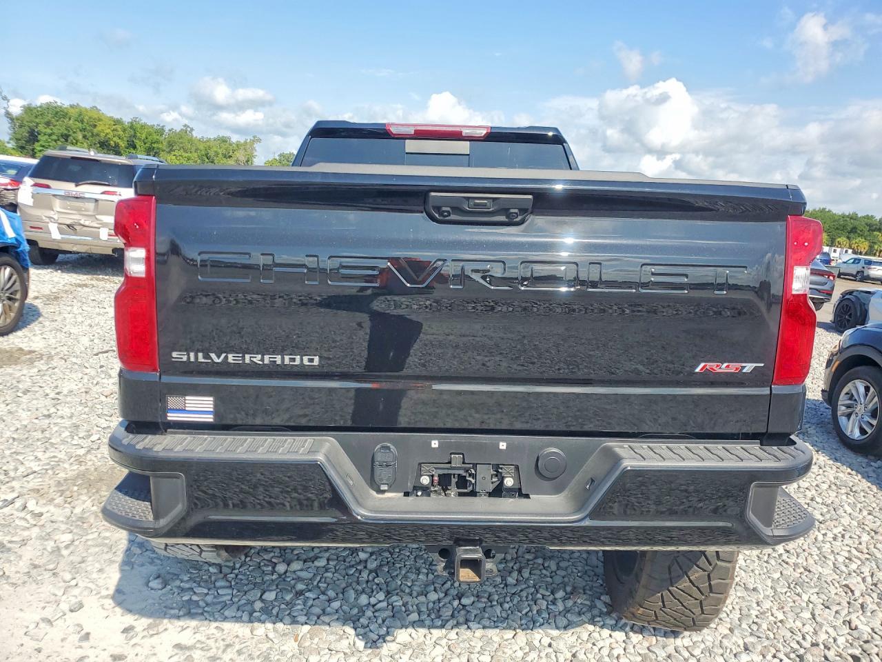 2025 Chevrolet Silverado K1500 Rst - Image 6