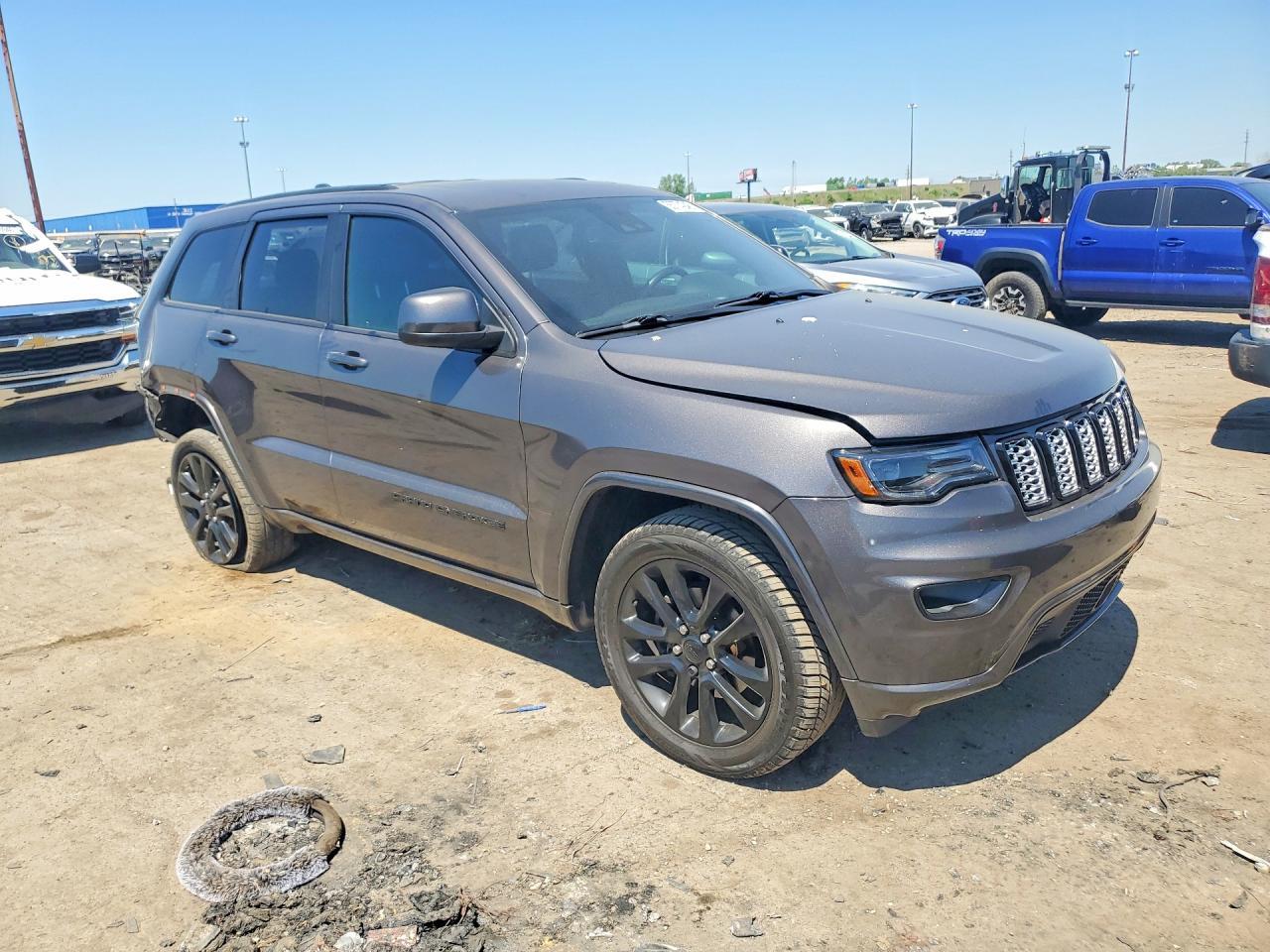 2020 Jeep Grand Cherokee Laredo - Фото 4