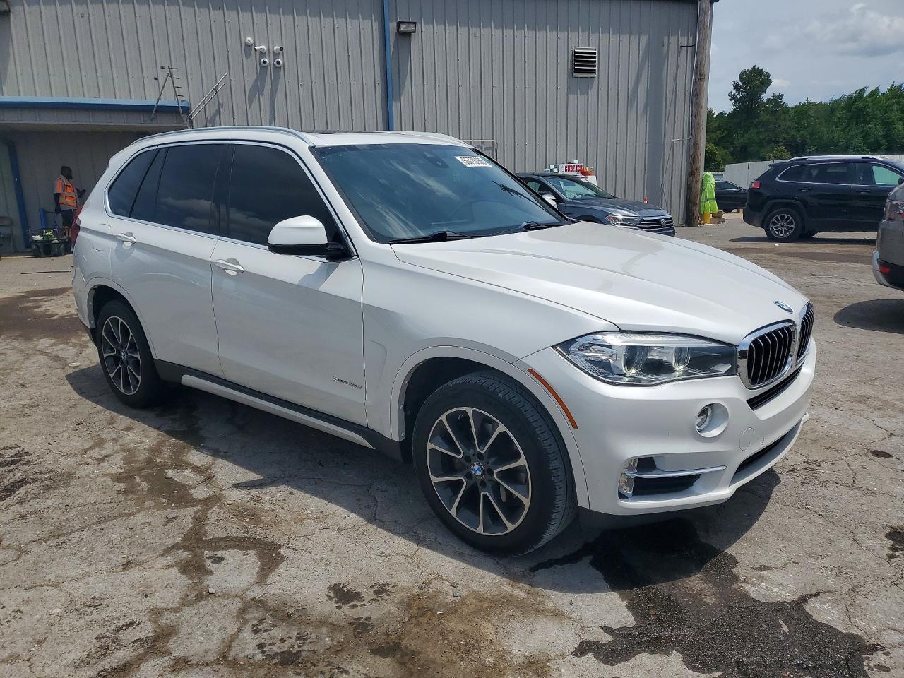 2017 BMW X5 Sdrive35I - Фото 4