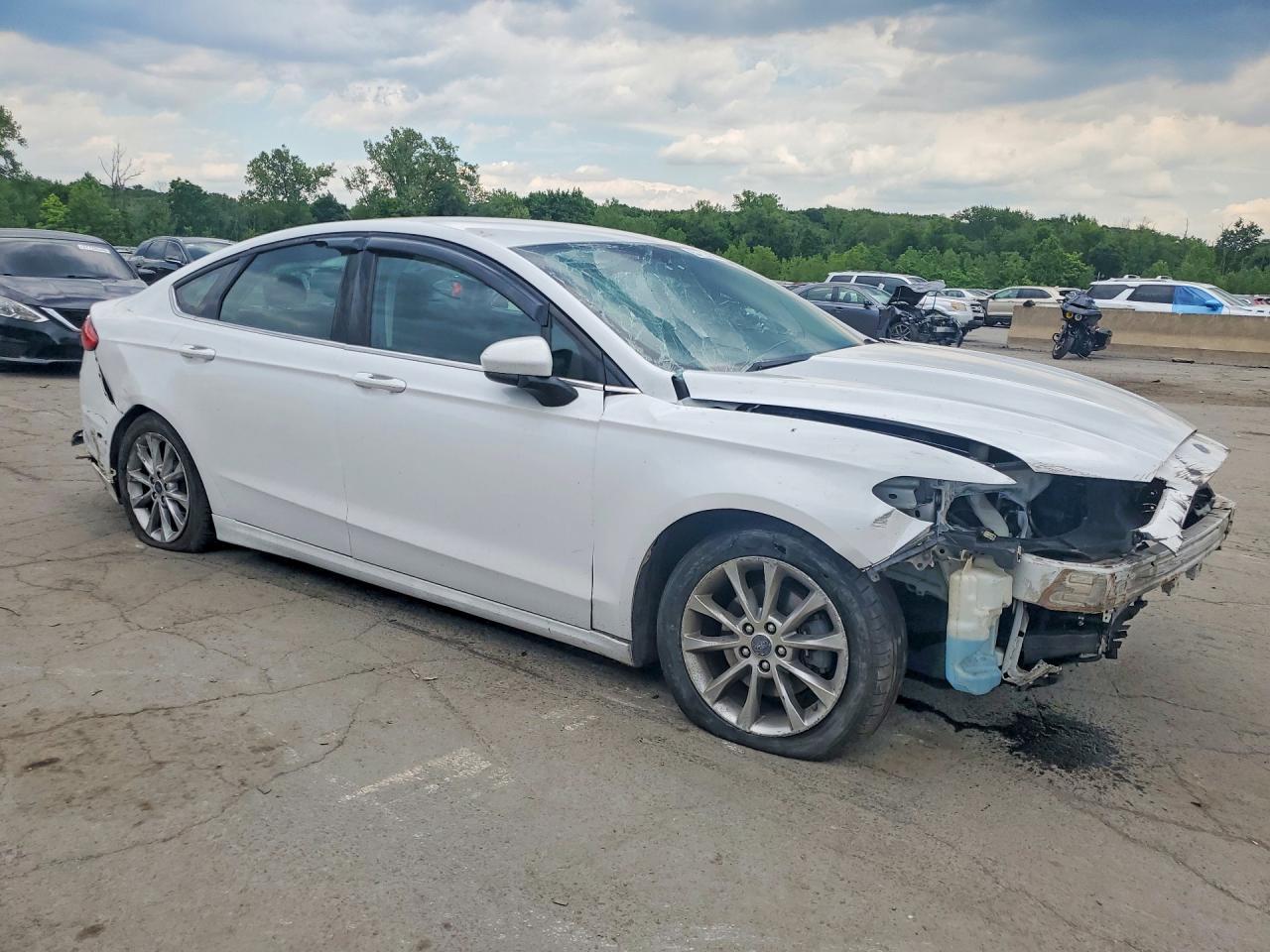 2017 Ford Fusion Se - Фото 4