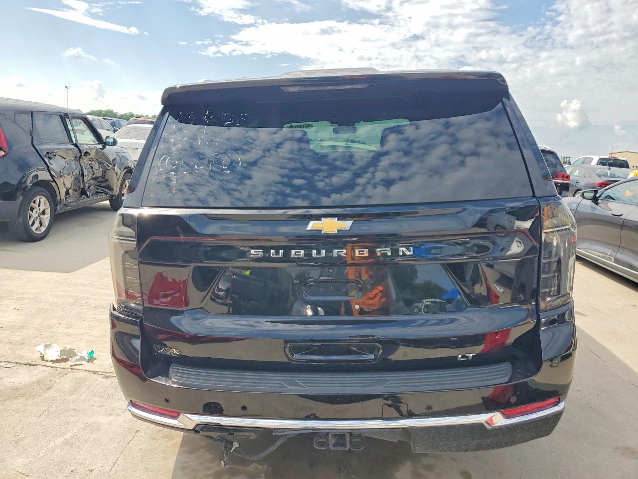 2025 Chevrolet Suburban C1500 Lt - Image 6