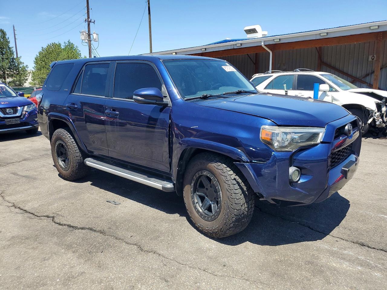 2017 Toyota 4Runner Sr5 Premium - Image 4