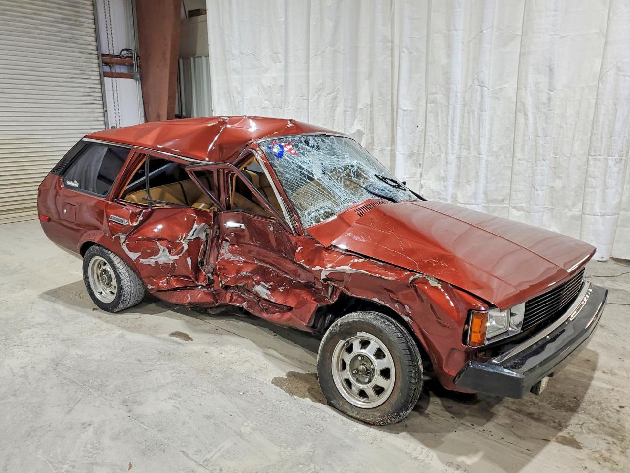1981 Toyota Corolla Deluxe - Фото 4