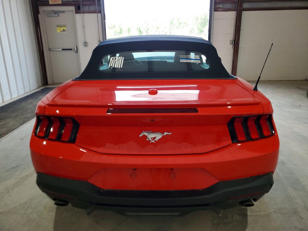 2024 Ford Mustang - Фото 6