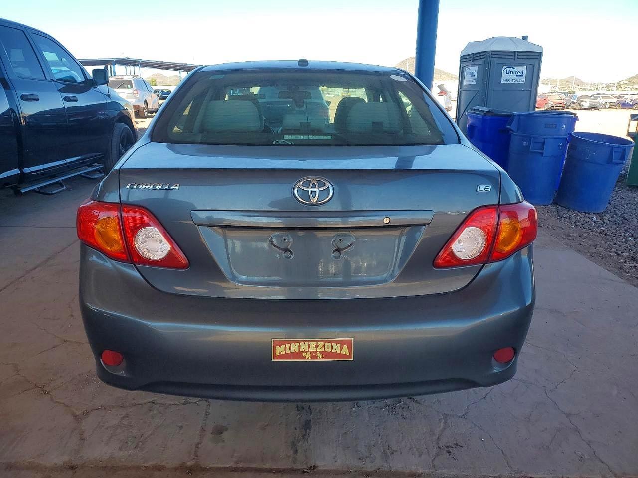 2010 Toyota Corolla Le - Фото 6