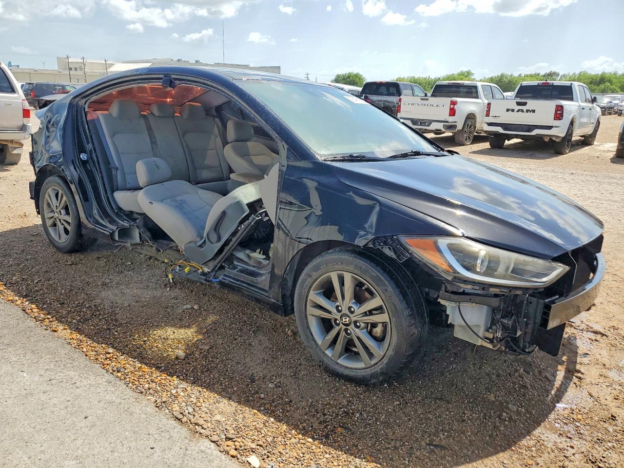 2017 Hyundai Elantra Se - Фото 4