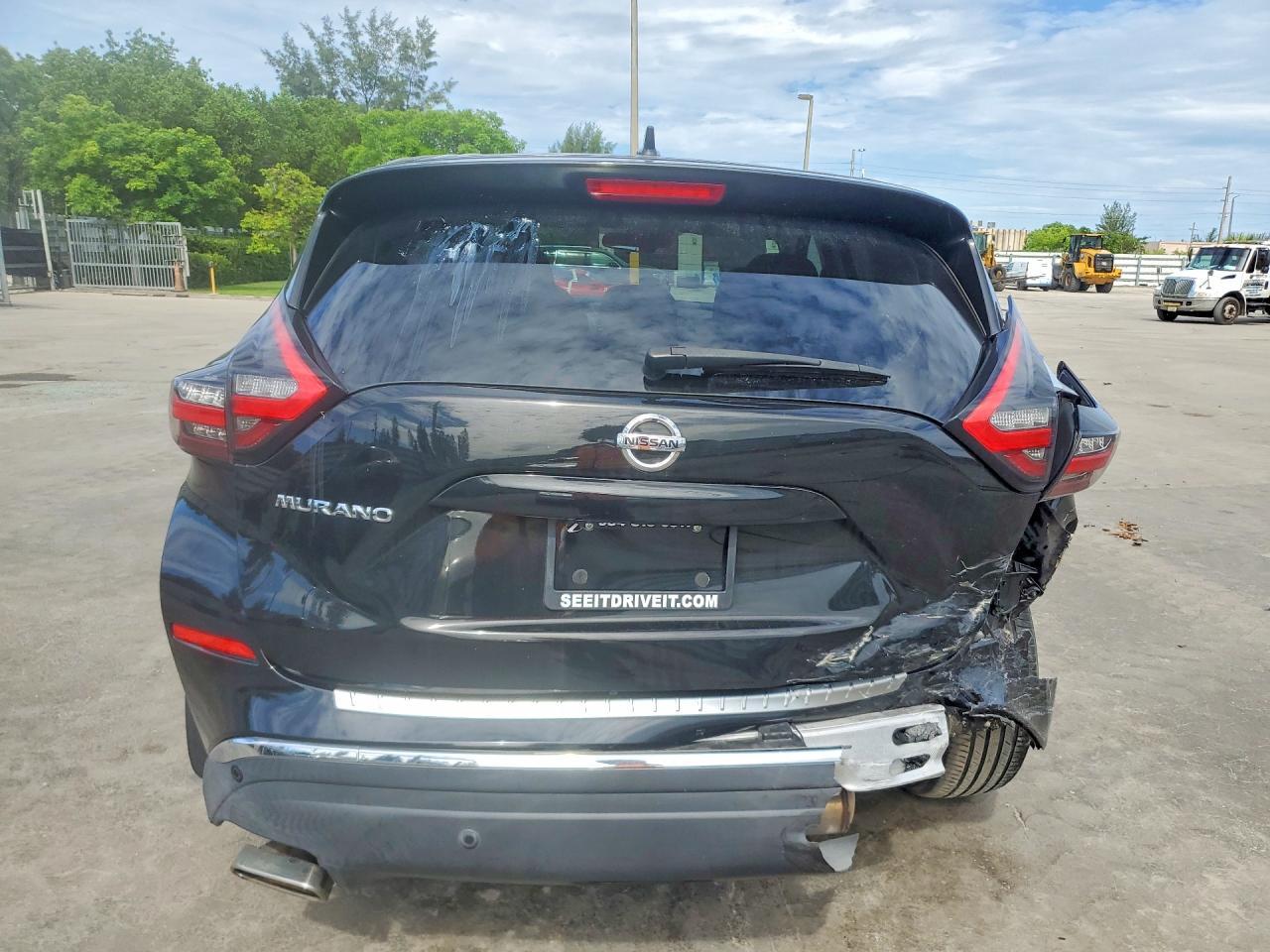 2021 Nissan Murano S - Фото 6