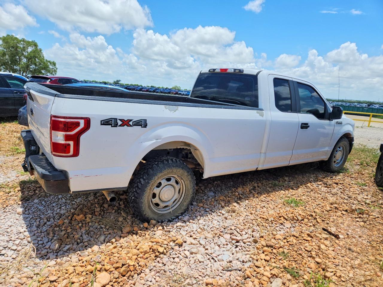 2019 Ford F150 Super Cab - Фото 3