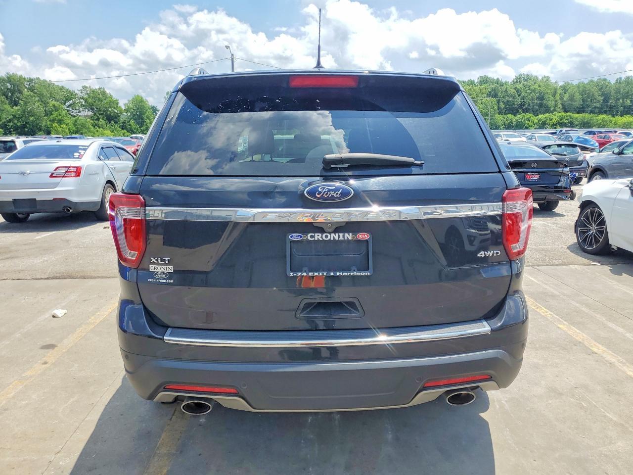 2018 Ford Explorer Xlt - Фото 6