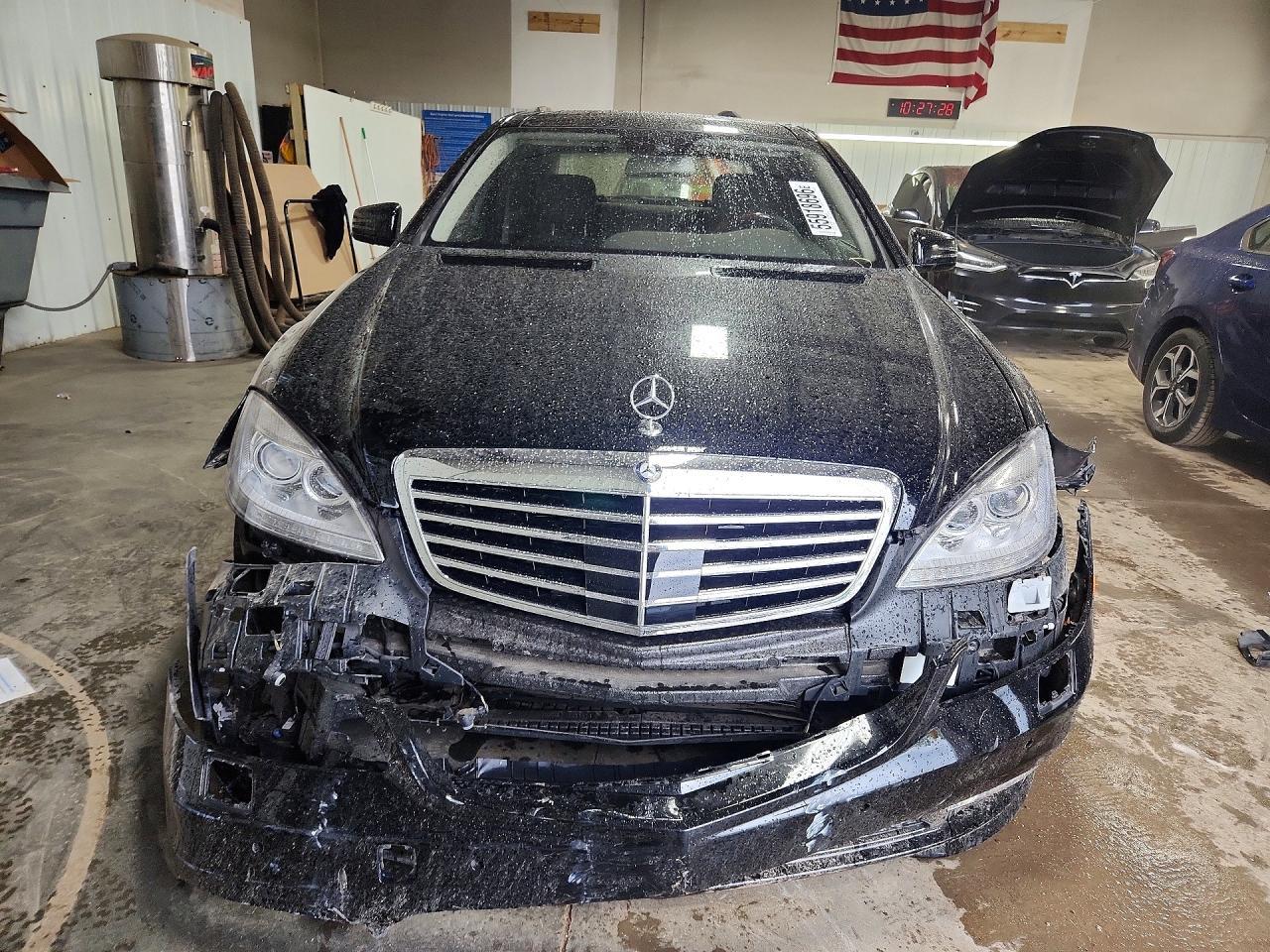 2013 Mercedes-Benz S 550 4Matic - Image 5