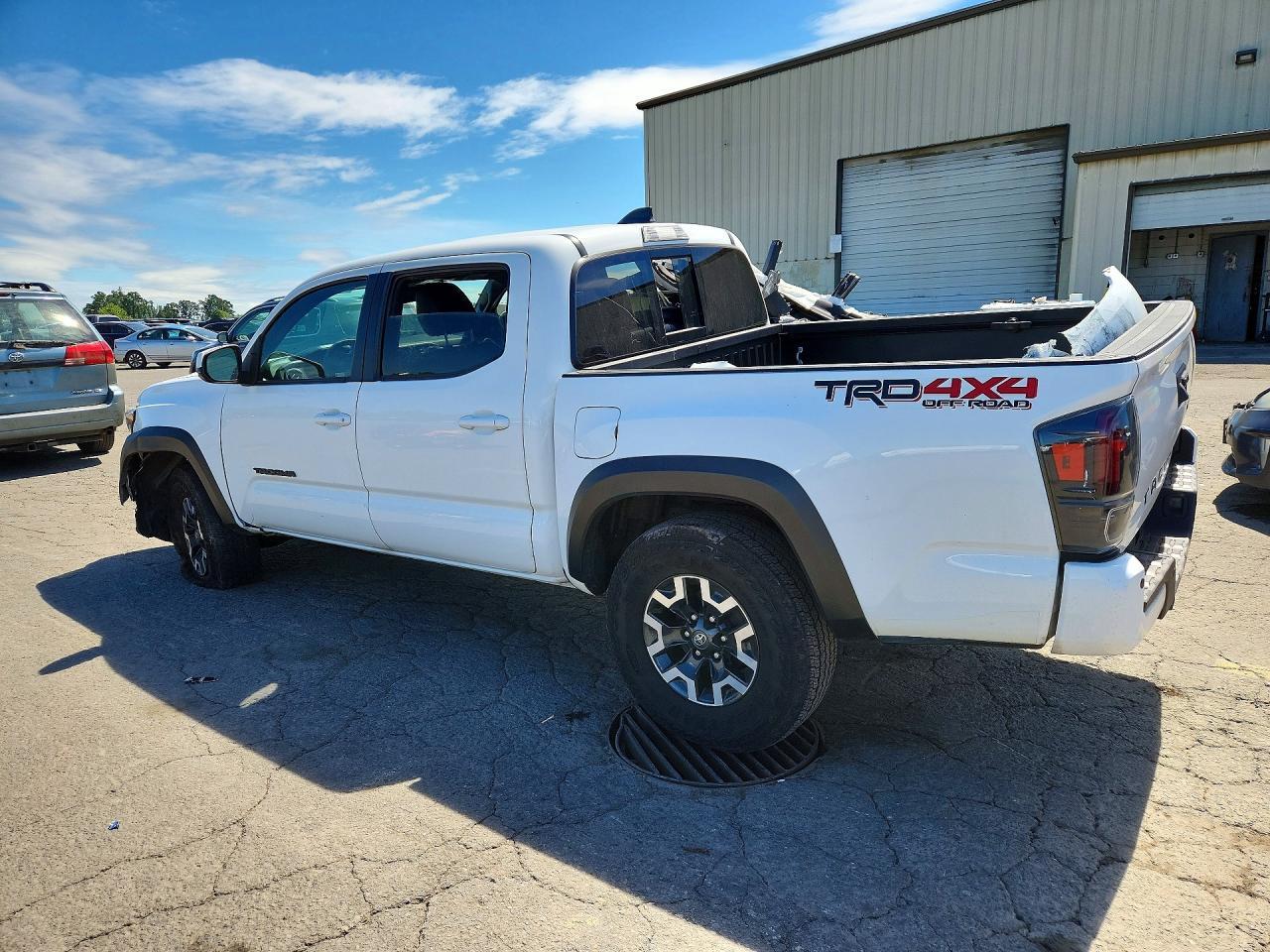2022 Toyota Tacoma Trd Off-Road - Фото 2