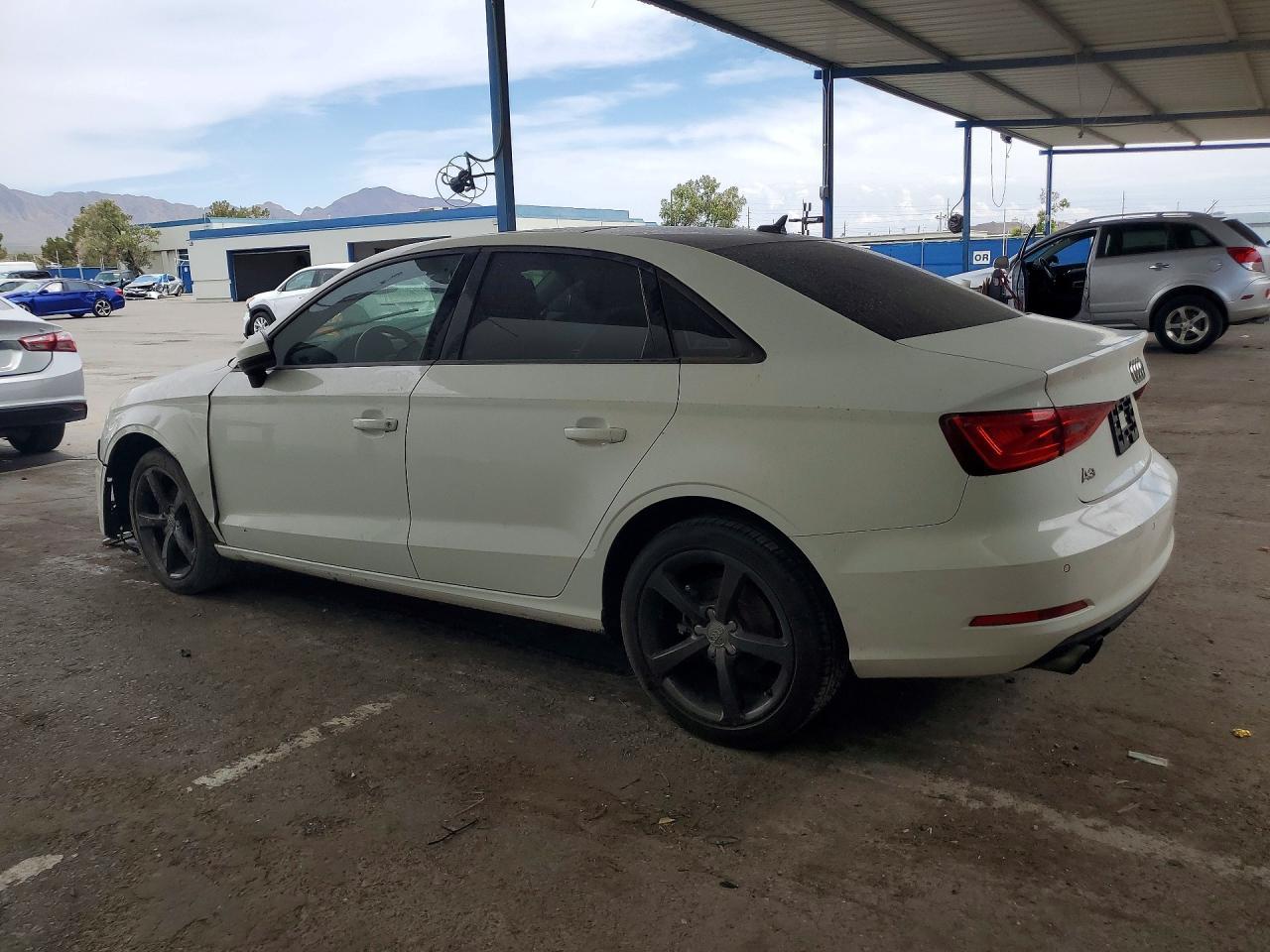 2016 Audi A3 Premium - Фото 2