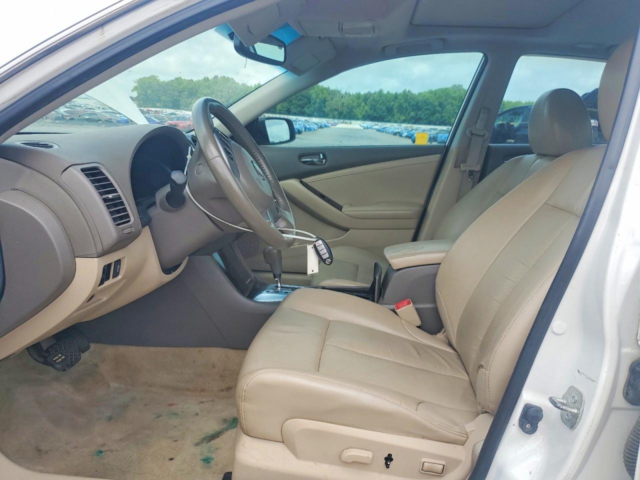 2012 Nissan Altima 2.5 - Image 7