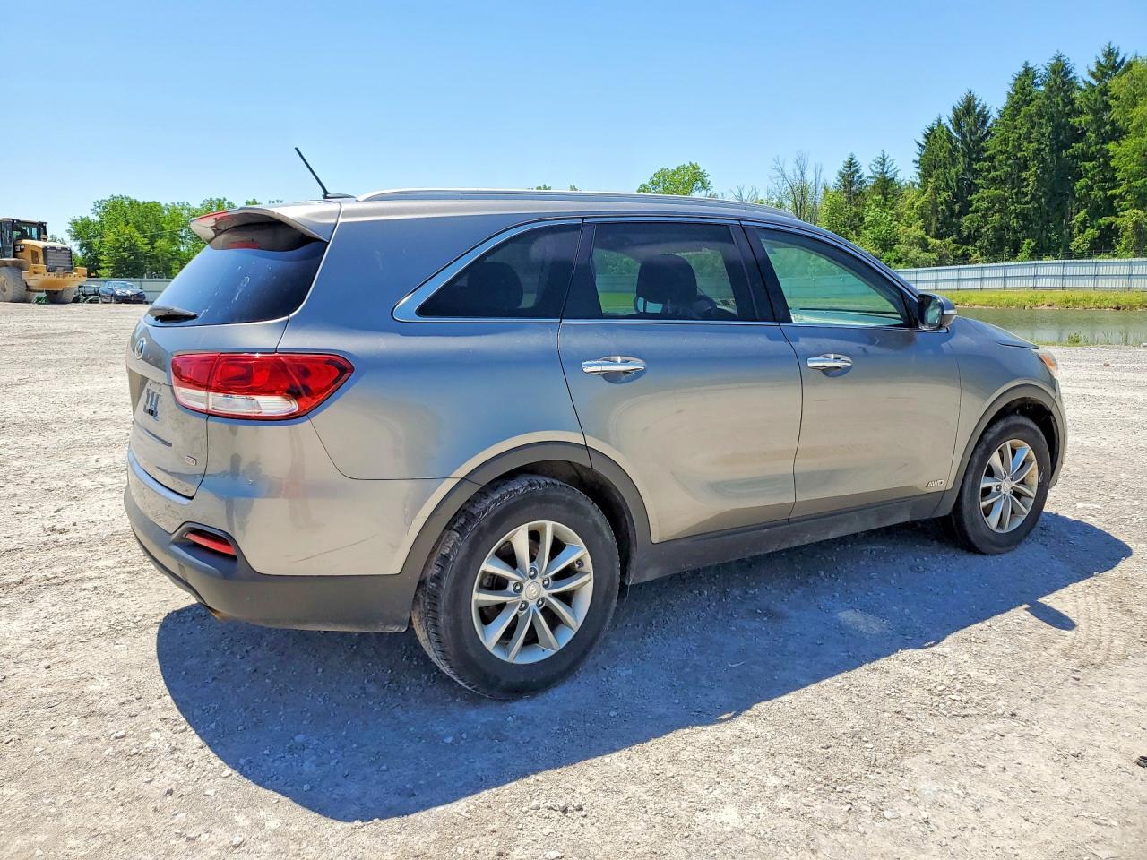 2017 Kia Sorento Lx - Фото 3