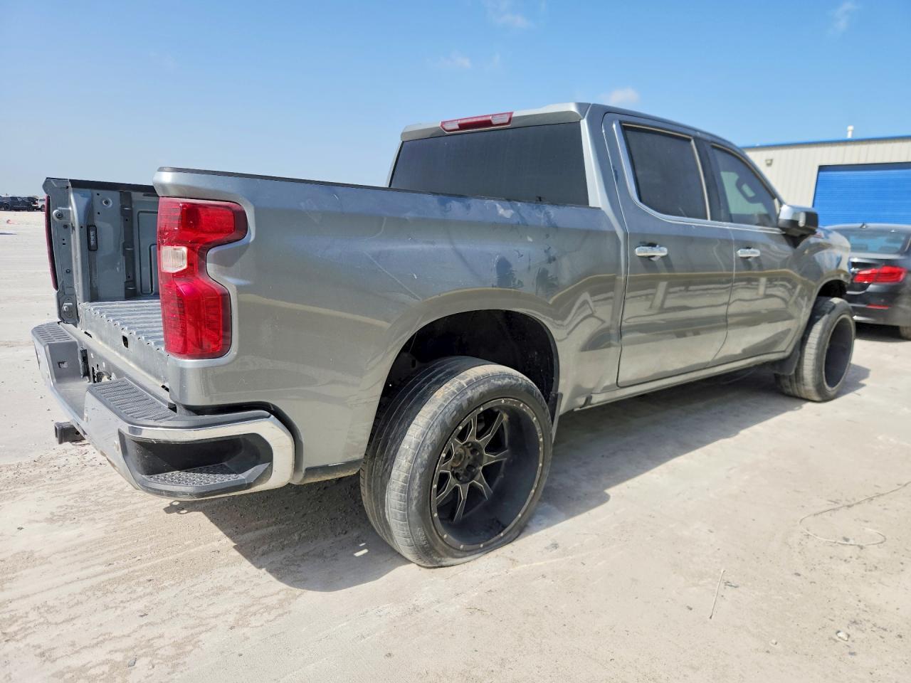 2023 Chevrolet Silverado K1500 Ltz - Фото 3