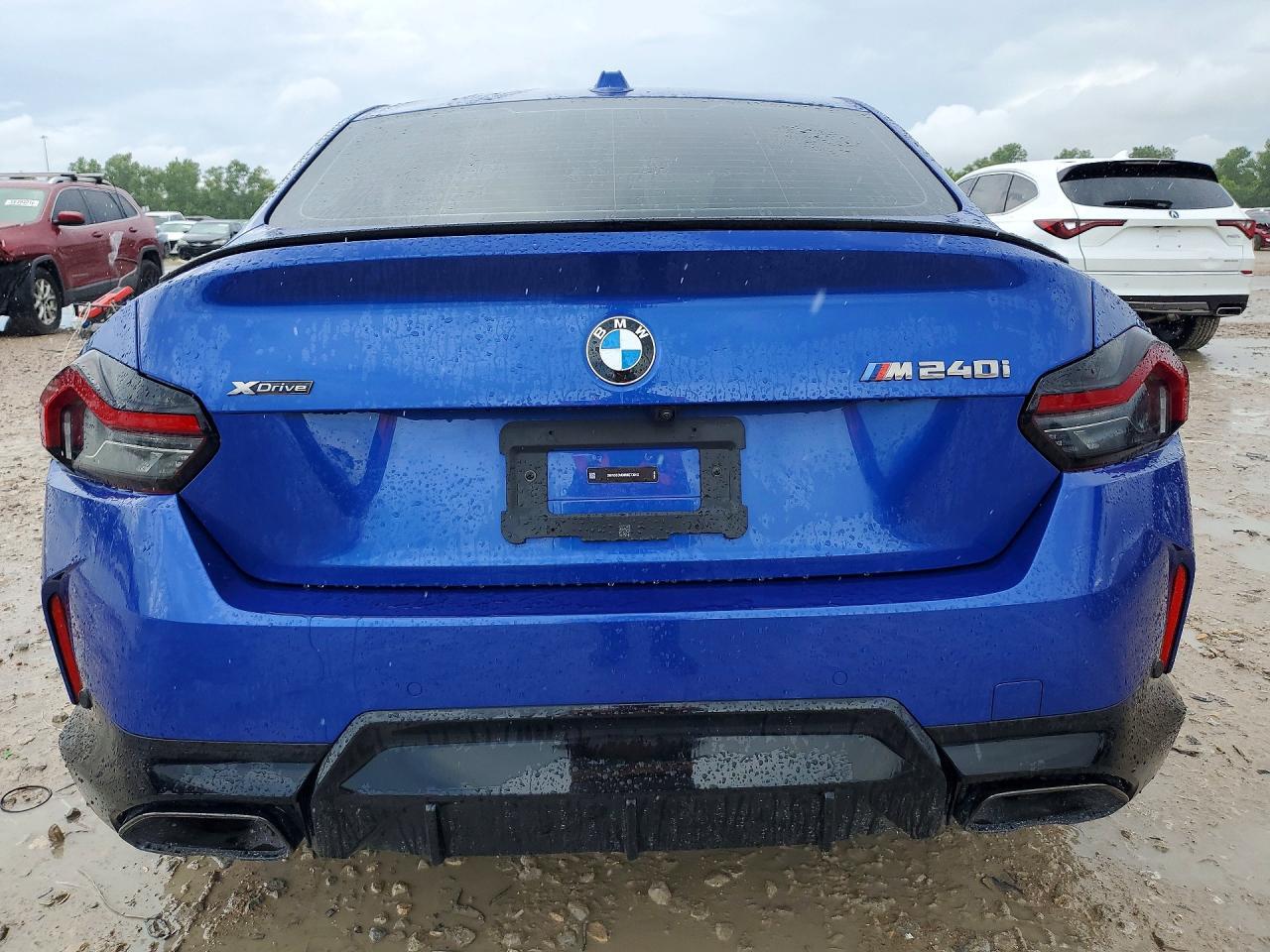 2024 BMW M240Xi - Фото 6