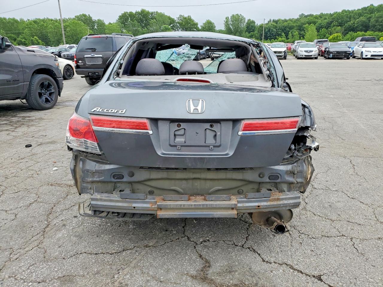 2011 Honda Accord Lx - Image 6