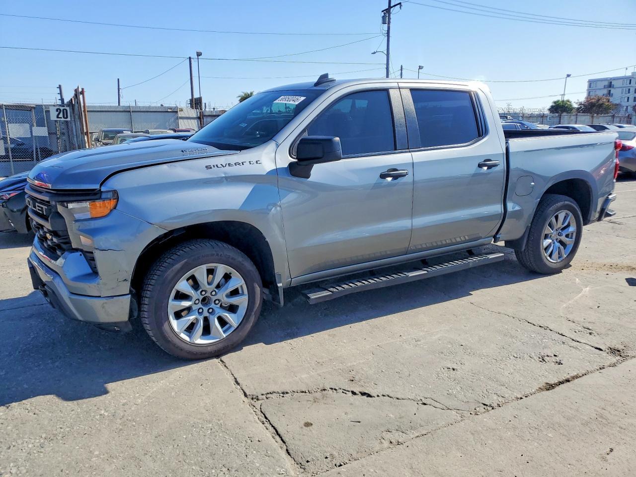2025 Chevrolet Silverado C1500 Custom