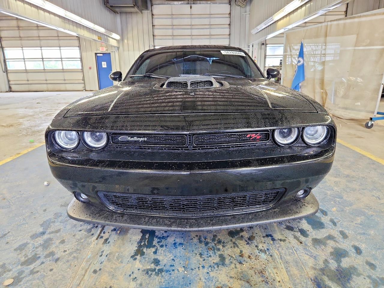 2015 Dodge Challenger R - Фото 5