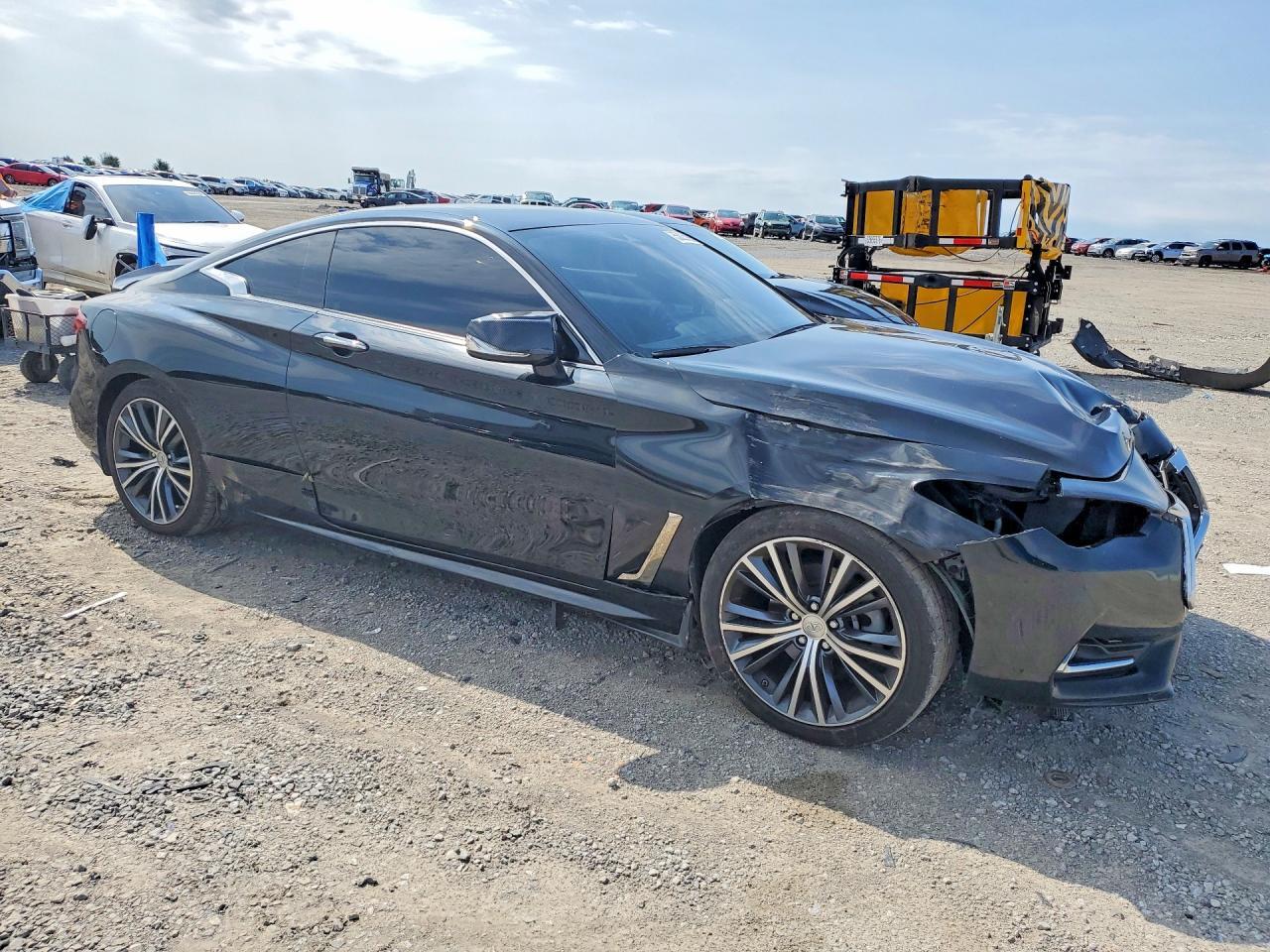 2019 Infiniti Q60 3.0T Luxe - Фото 4