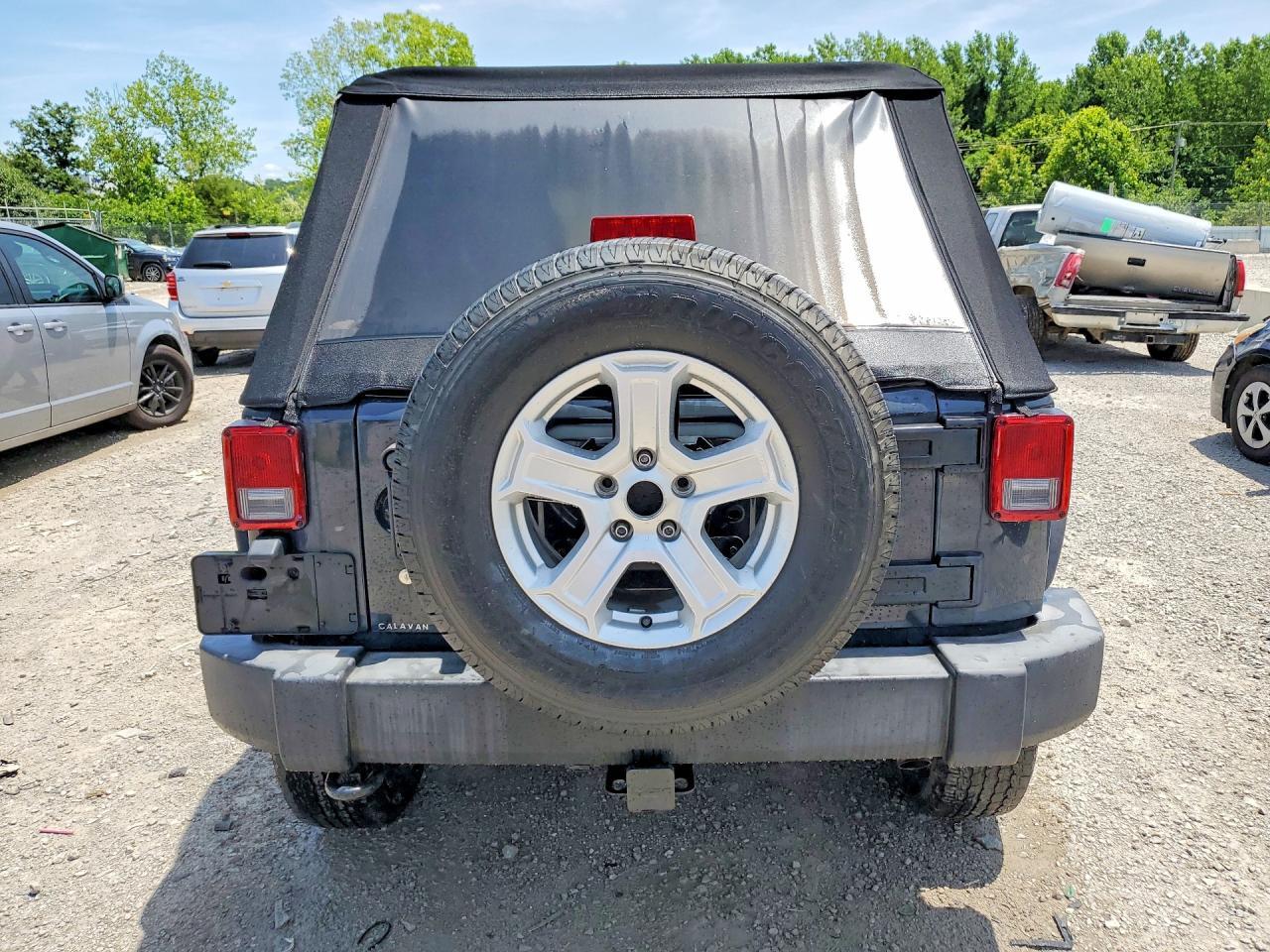 2016 Jeep Wrangler Unlimited Sport - Фото 6