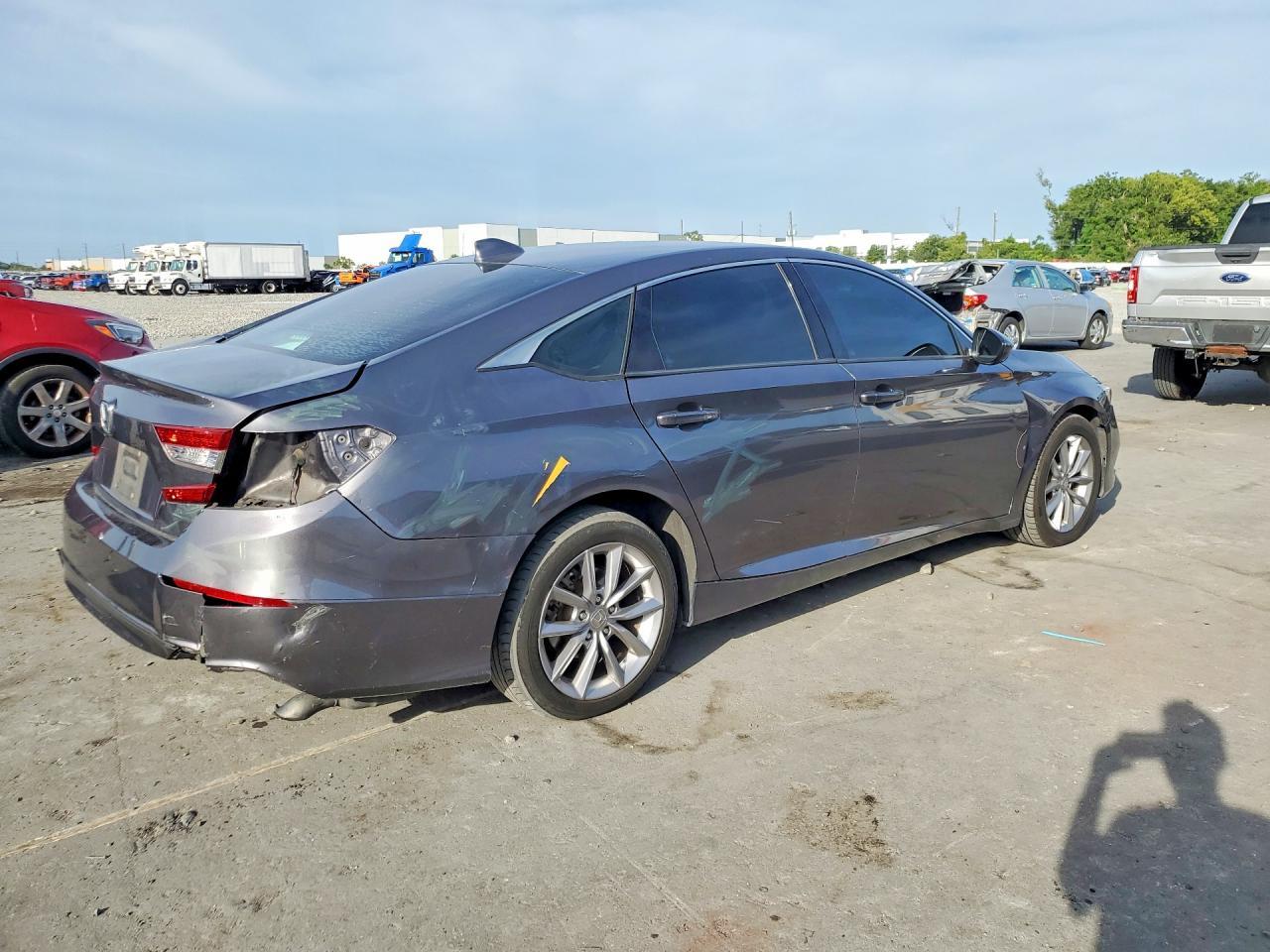 2021 Honda Accord Lx - Фото 3