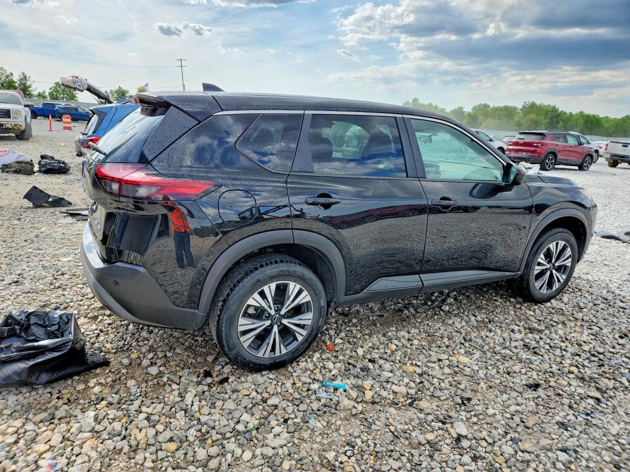 2023 Nissan Rogue Sv - Фото 3