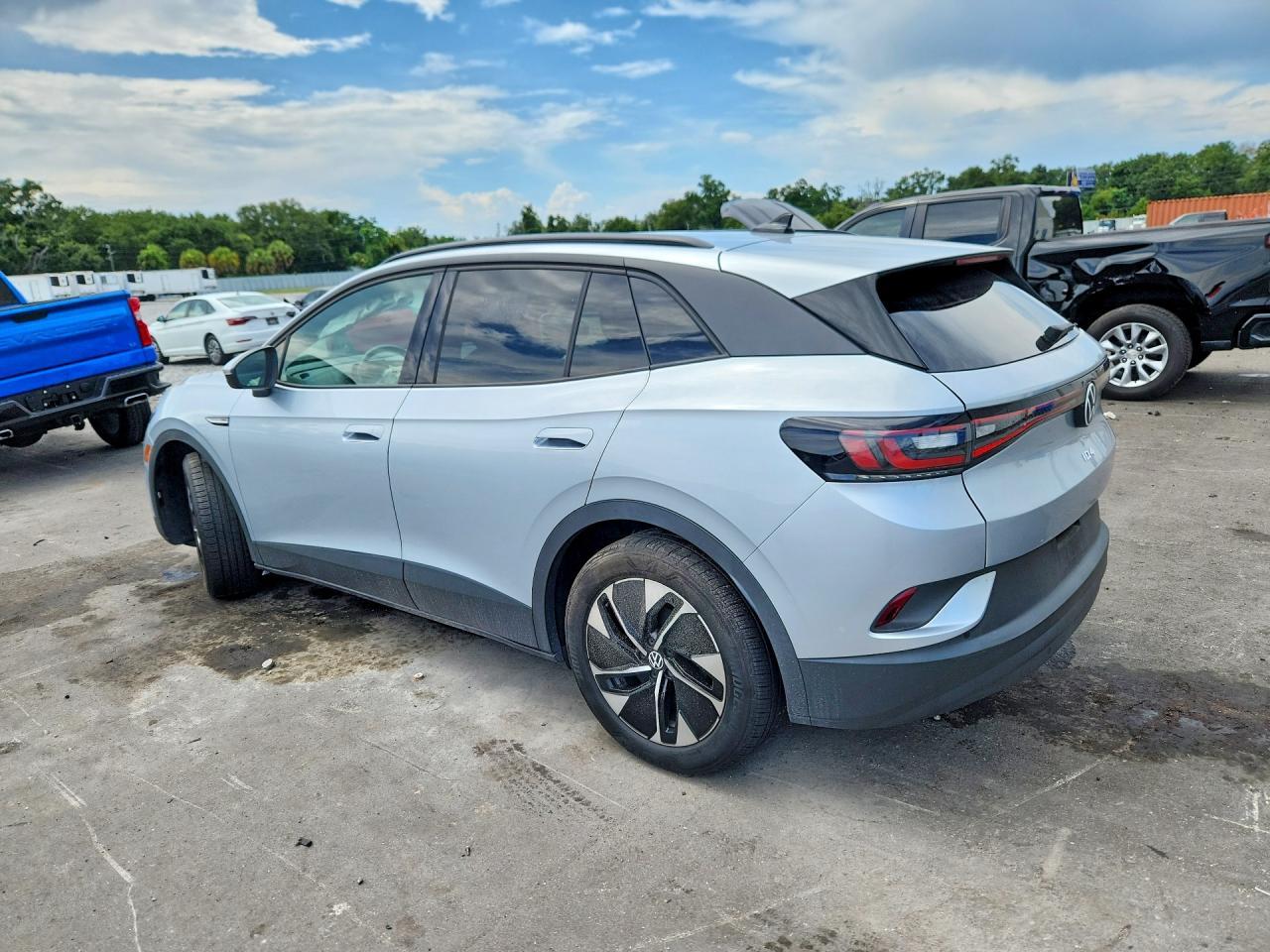 2022 Volkswagen Id.4 Pro - Фото 2